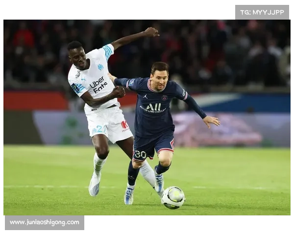 巴黎圣日耳曼与马赛的激烈对抗：法甲赛场的宿敌之争与荣耀之战